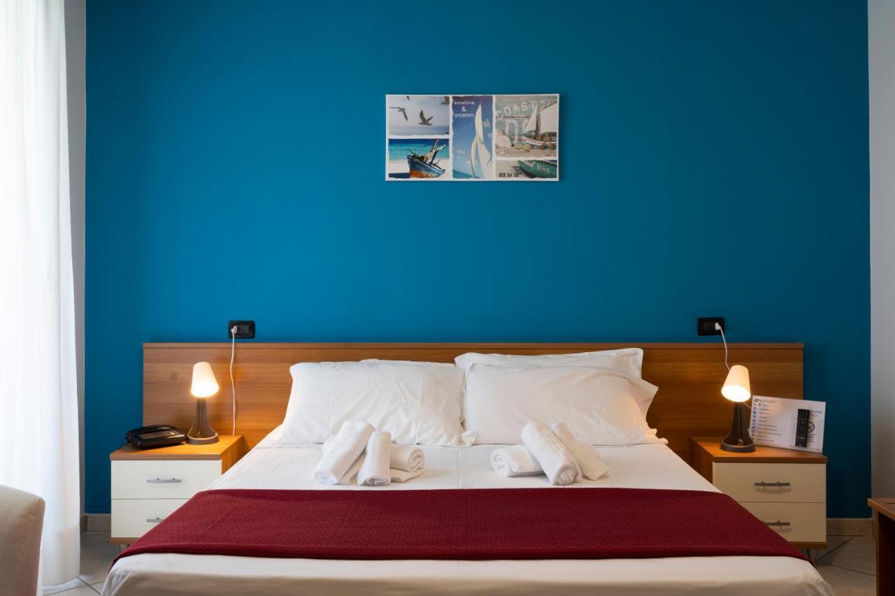 Hotel D'Atri Montesilvano Marina Esterno foto