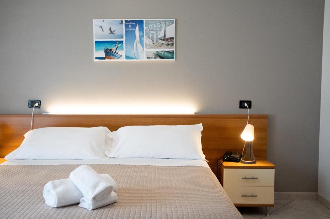 Hotel D'Atri Montesilvano Marina Esterno foto