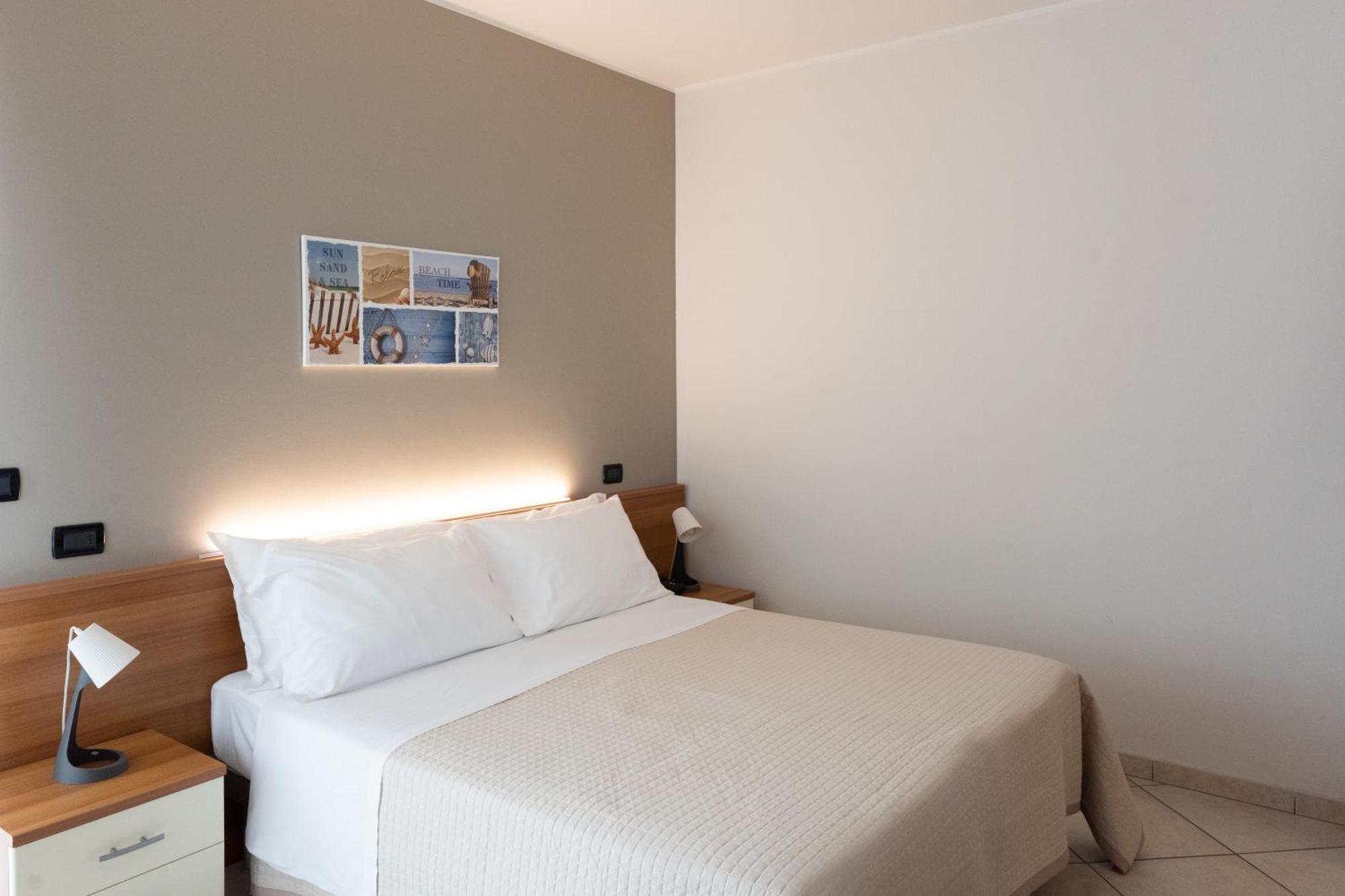 Hotel D'Atri Montesilvano Marina Esterno foto