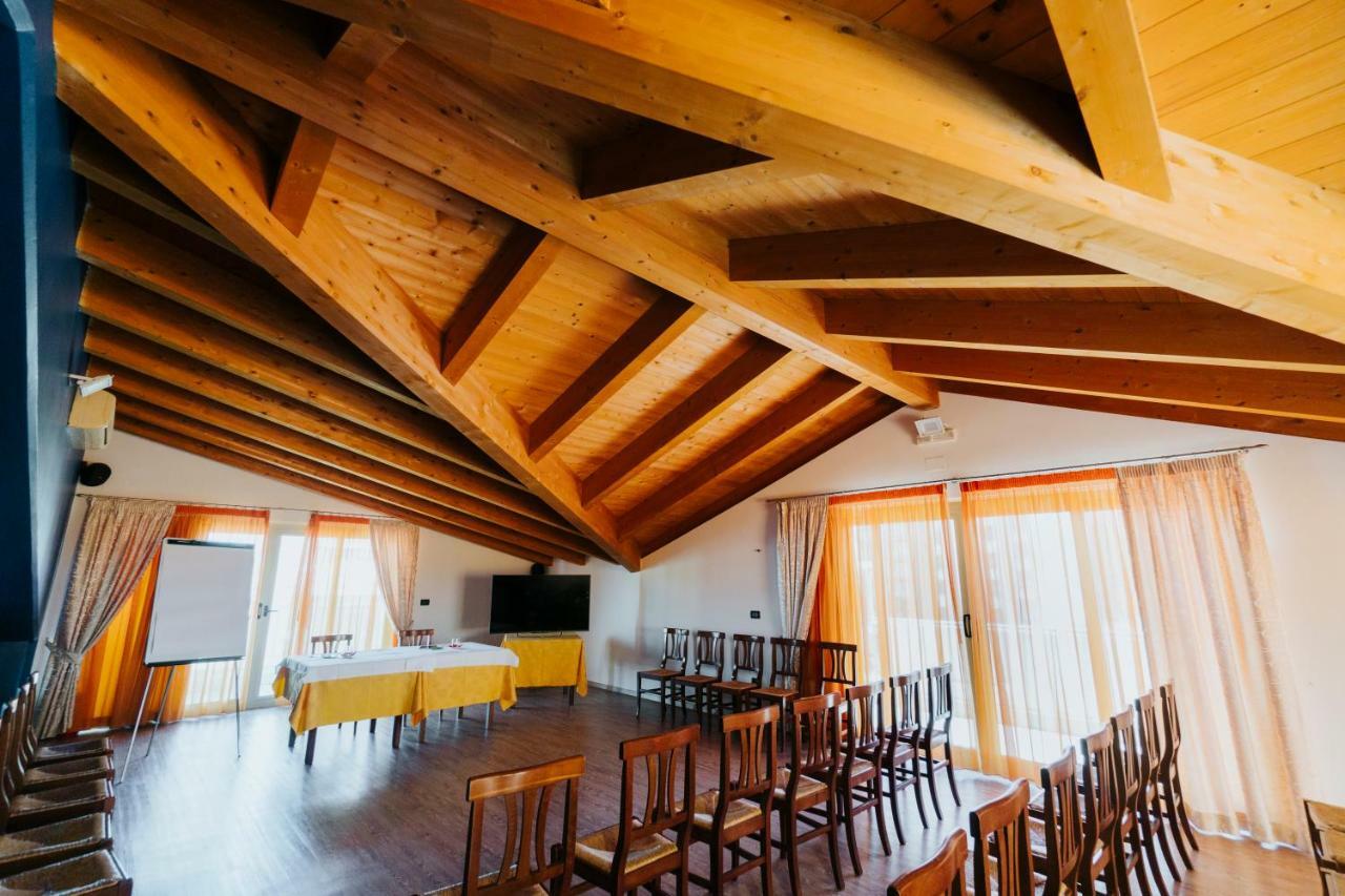 Hotel D'Atri Montesilvano Marina Esterno foto