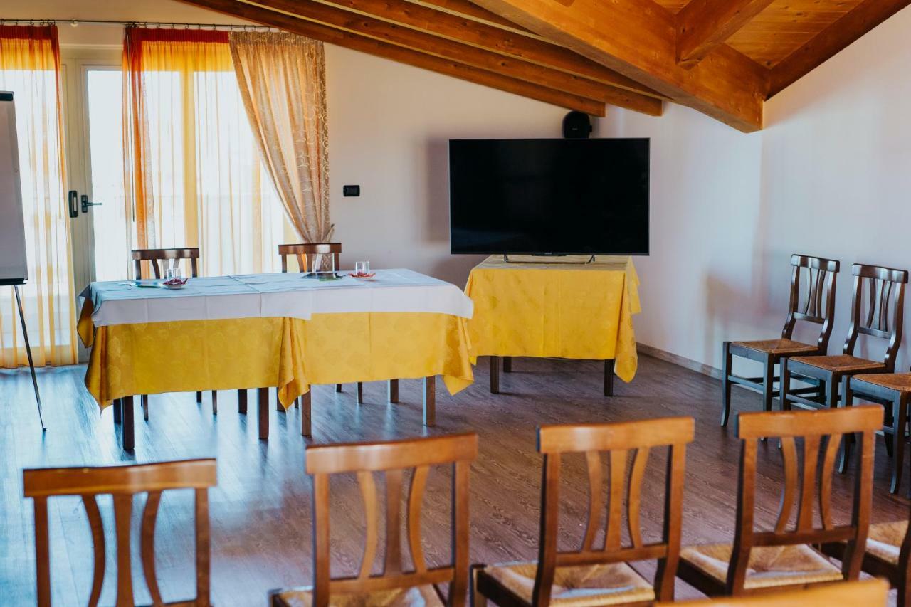Hotel D'Atri Montesilvano Marina Esterno foto